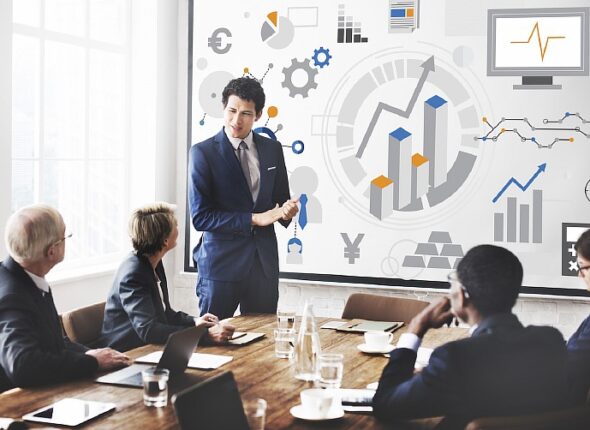 5 Essential Tips for Choosing the Right Sales Training Programs in Dubai